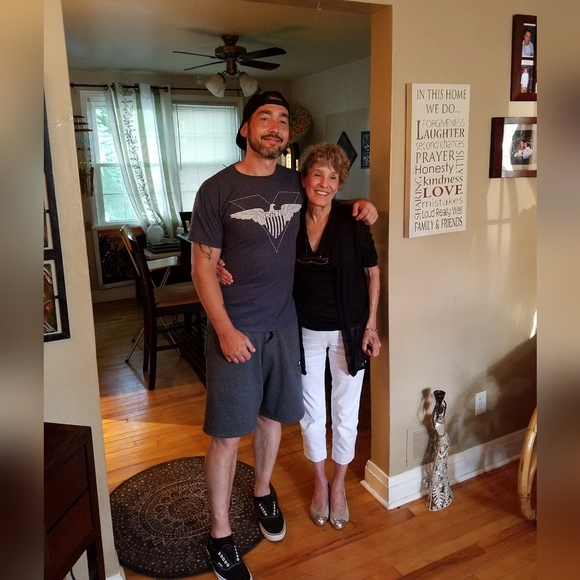 Meet your Posher, Shawn - Picture 2 of 10